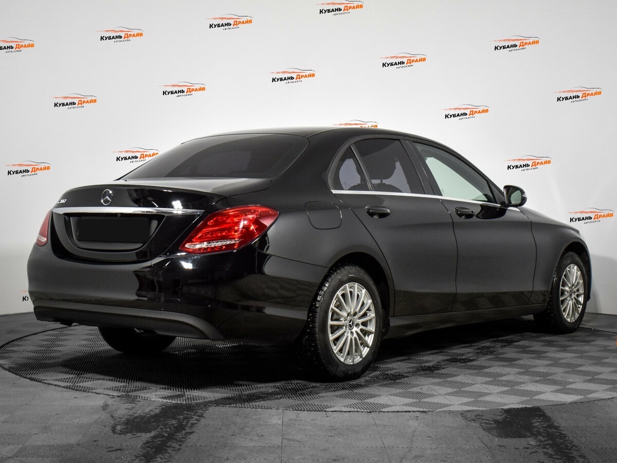 Mercedes-Benz C-Класс 2018 года с пробегом. Фото: #3