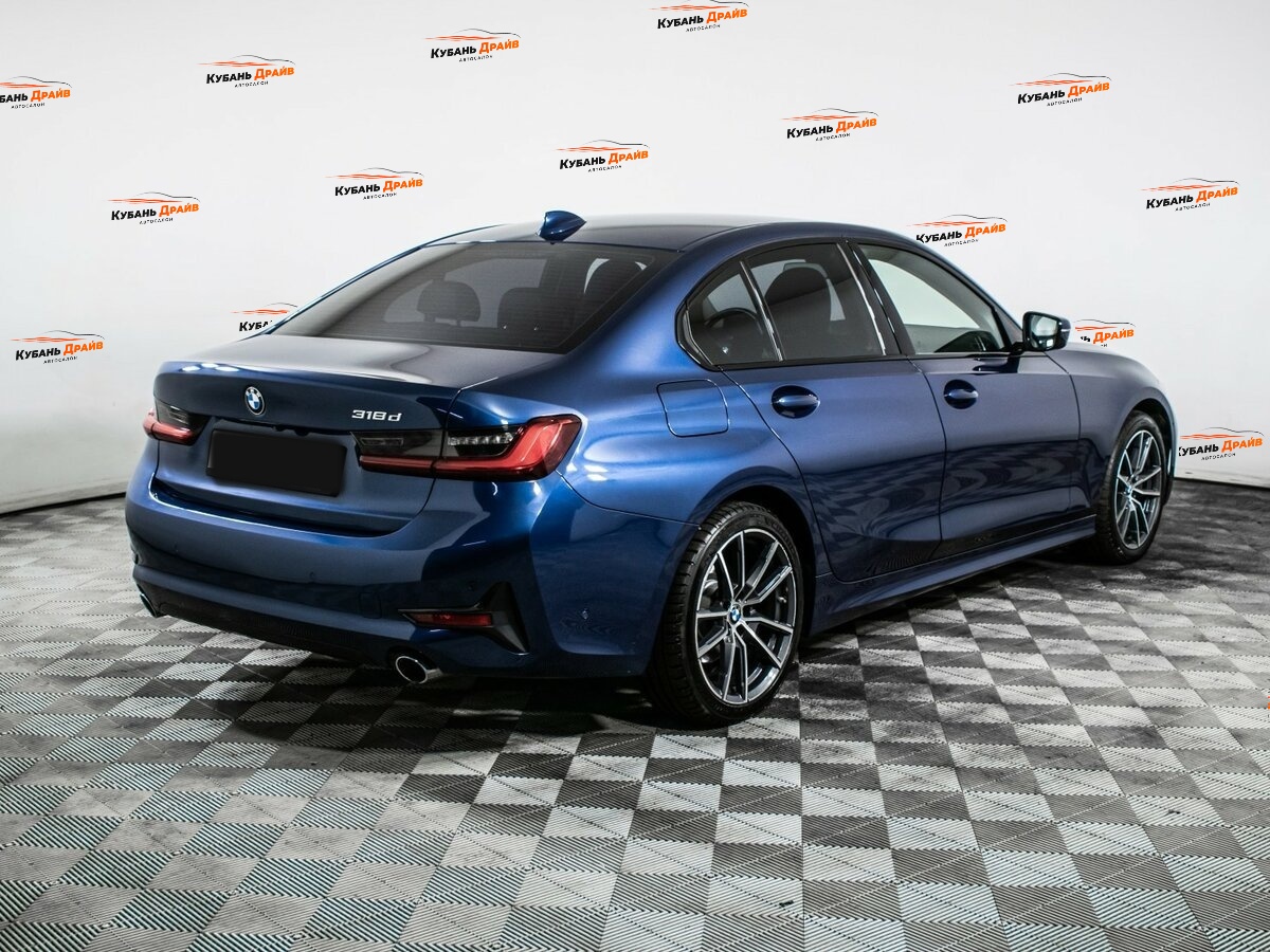 BMW 3 серии 2021 года с пробегом. Фото: #3