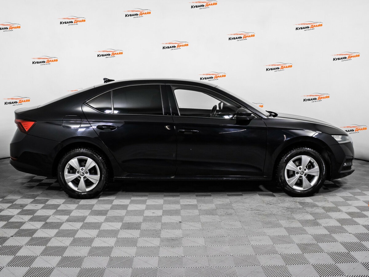 Skoda Octavia 2020 года с пробегом. Фото: #3