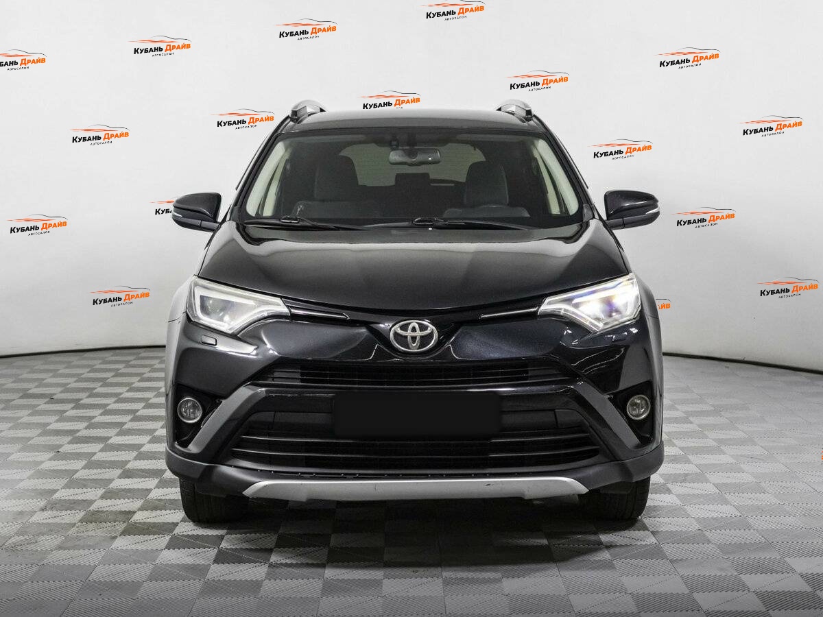 Toyota RAV4 2015 года с пробегом. Фото: #1