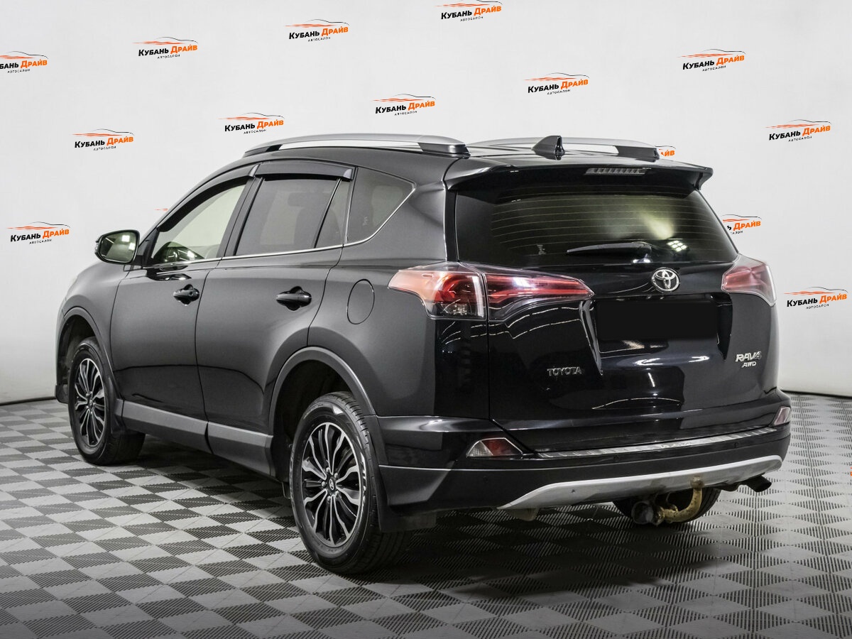 Toyota RAV4 2015 года с пробегом. Фото: #6