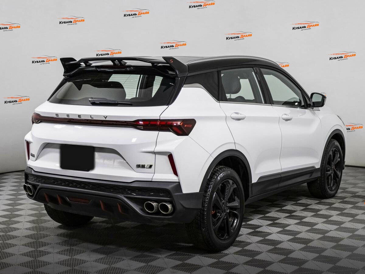 Geely Coolray 2023 года с пробегом. Фото: #4