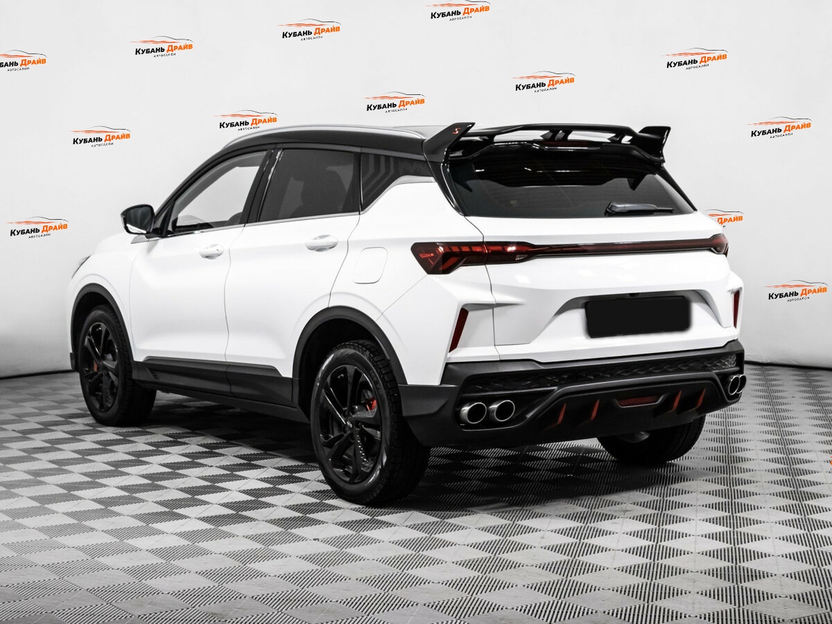 Geely Coolray 2023 года с пробегом. Фото: #5