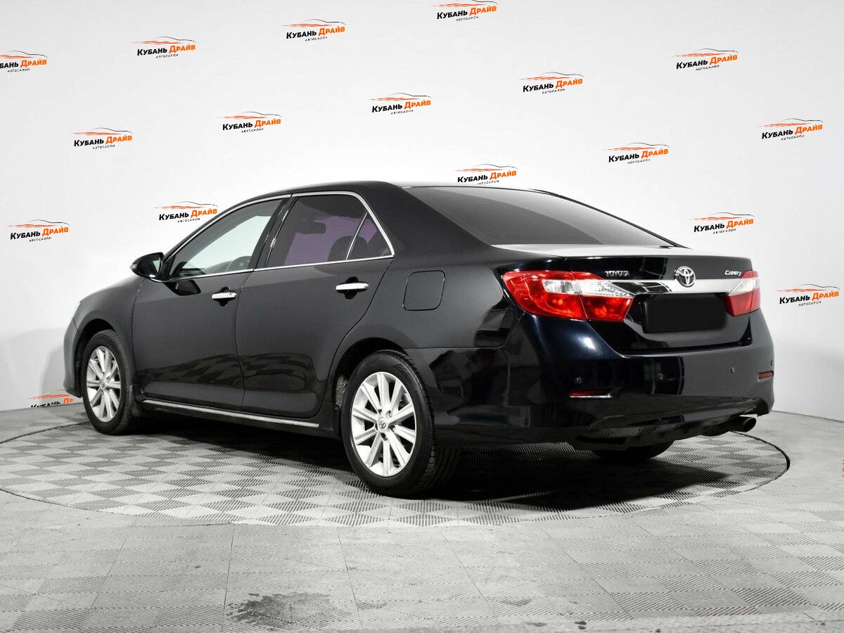 Toyota Camry 2013 года с пробегом. Фото: #5
