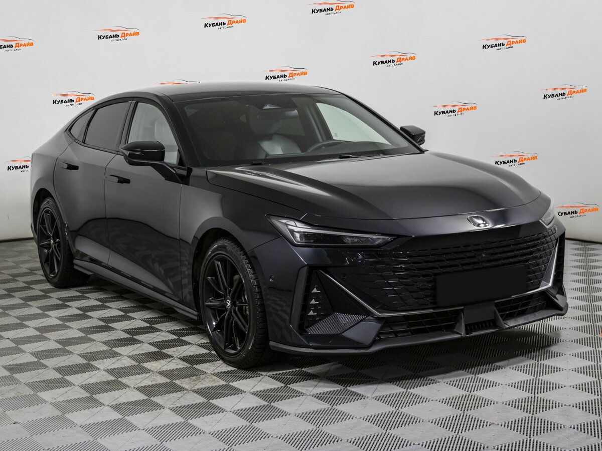 Changan UNI-V 2023 года с пробегом. Фото: #2