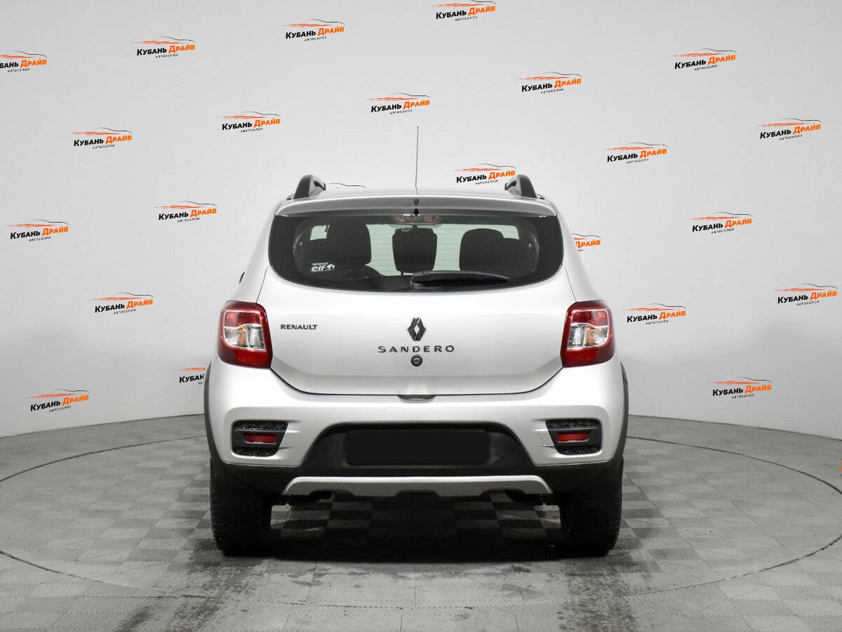 Renault Sandero 2016 года с пробегом. Фото: #5