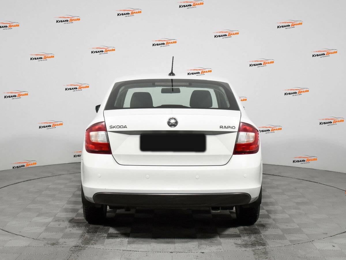 Skoda Rapid 2018 года с пробегом. Фото: #5