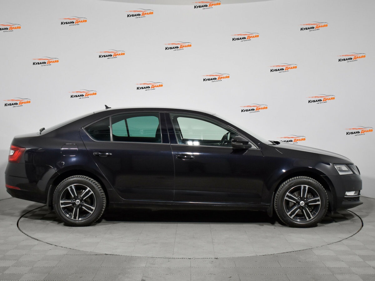 Skoda Octavia 2019 года с пробегом. Фото: #3