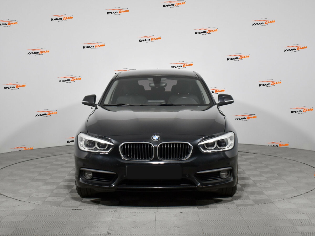 BMW 1 серии 2017 года с пробегом. Фото: #1