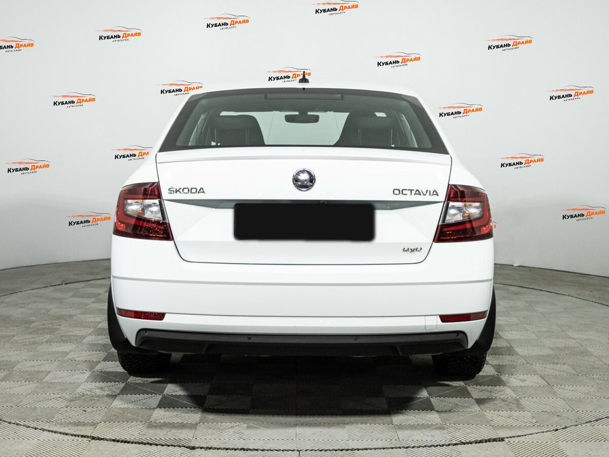 Skoda Octavia 2017 года с пробегом. Фото: #5