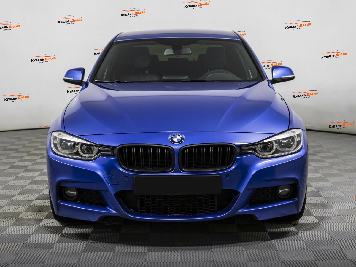 BMW 3 серии 2018 года с пробегом. Фото: #1