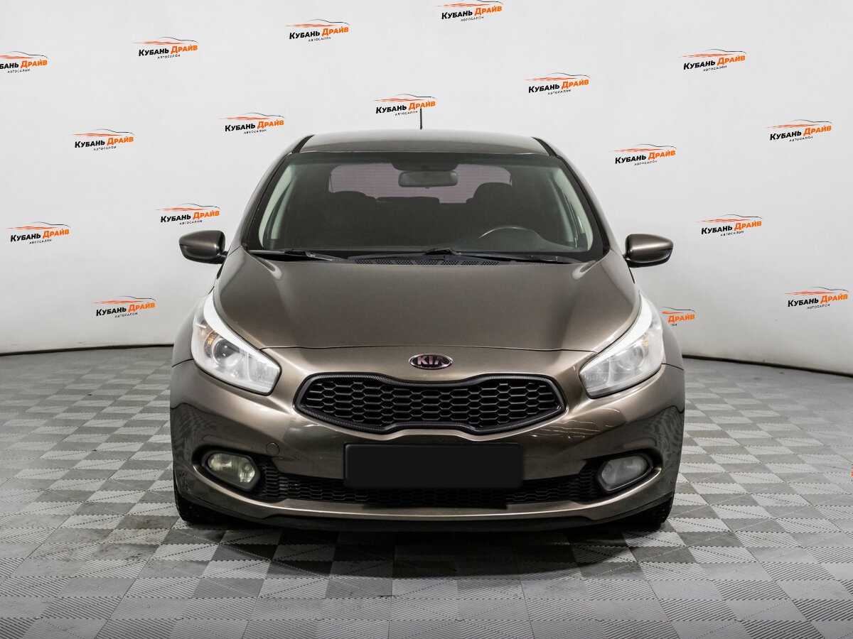 Kia Ceed 2012 года с пробегом. Фото: #1