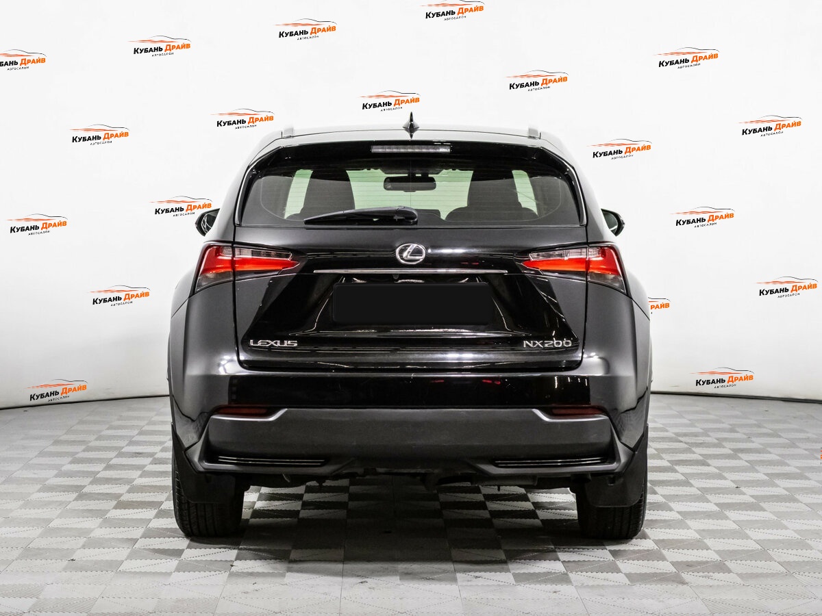 Lexus NX 2014 года с пробегом. Фото: #4