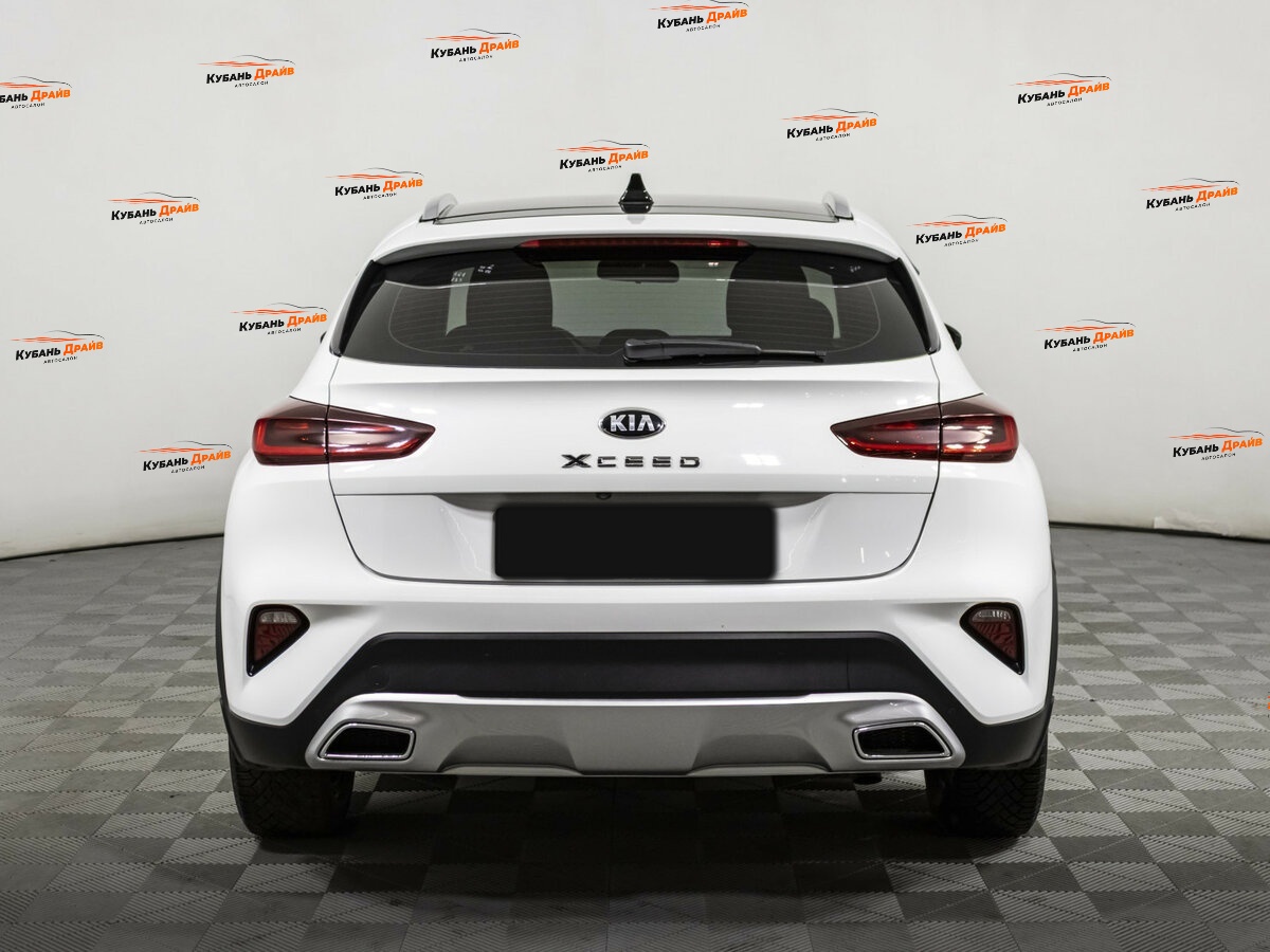 Kia XCeed 2021 года с пробегом. Фото: #5