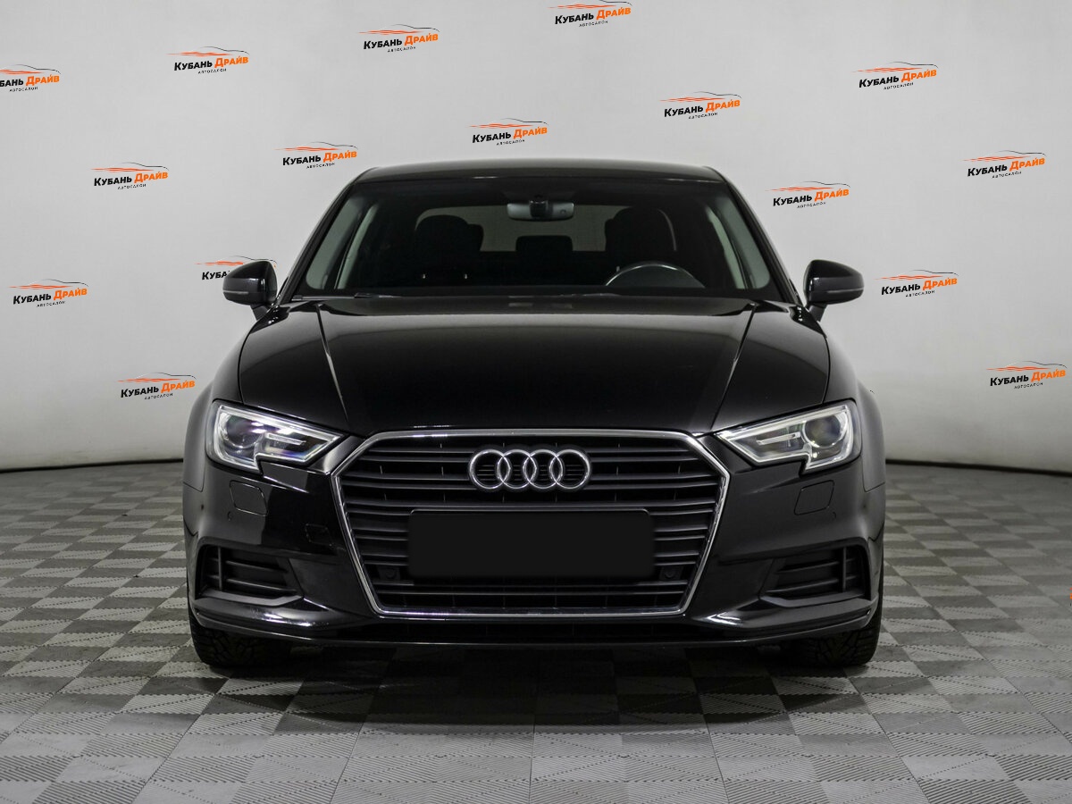 Audi A3 2017 года с пробегом. Фото: #1