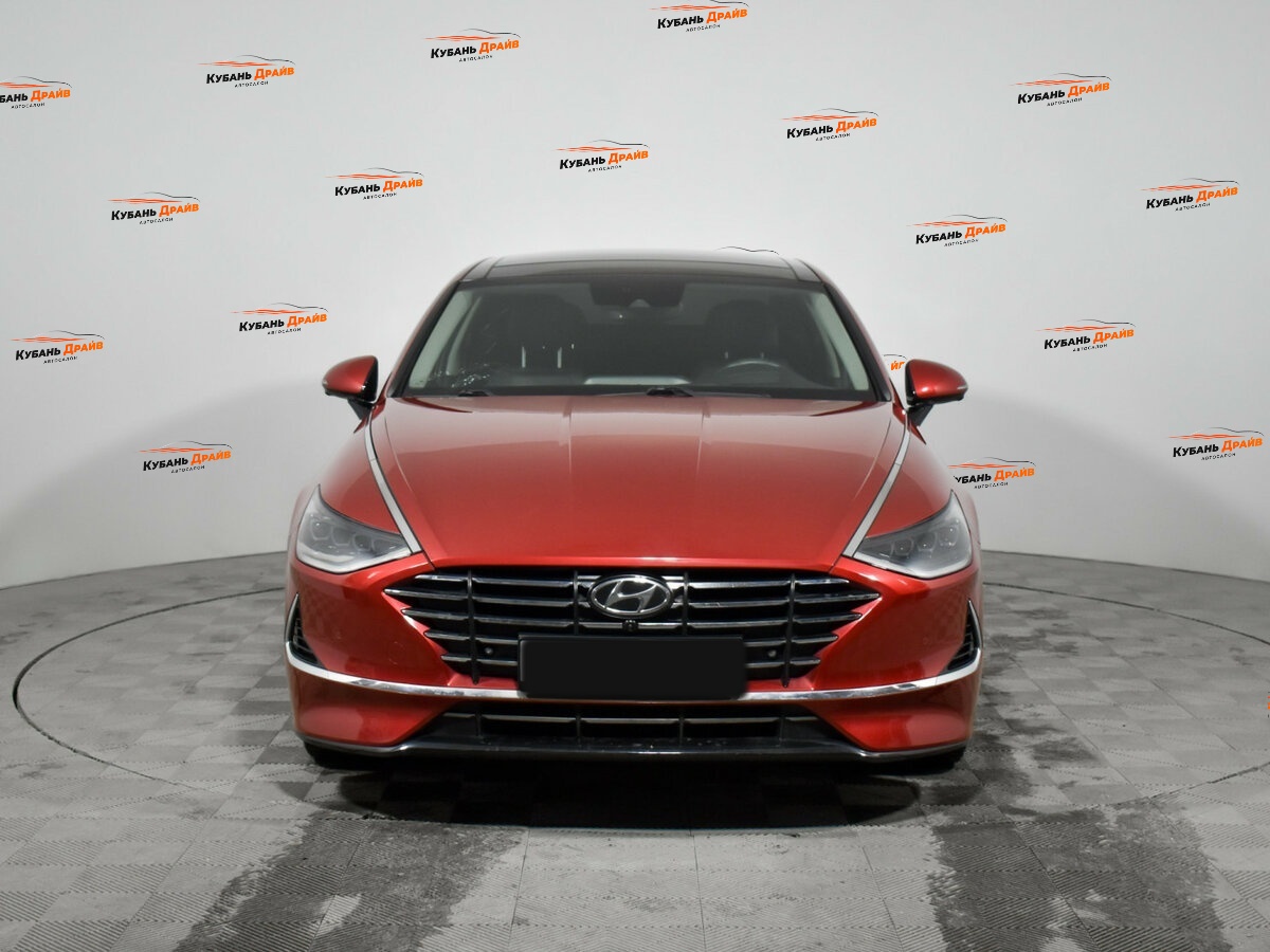 Hyundai Sonata 2020 года с пробегом. Фото: #1