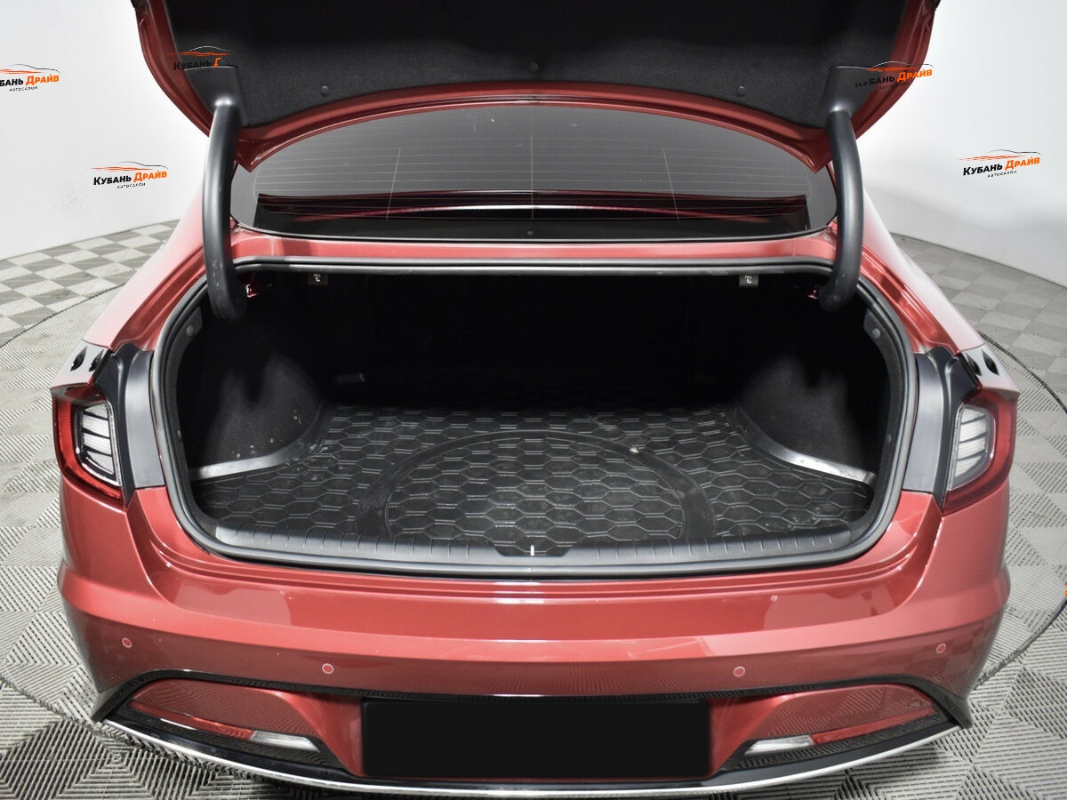 Hyundai Sonata 2020 года с пробегом. Фото: #19
