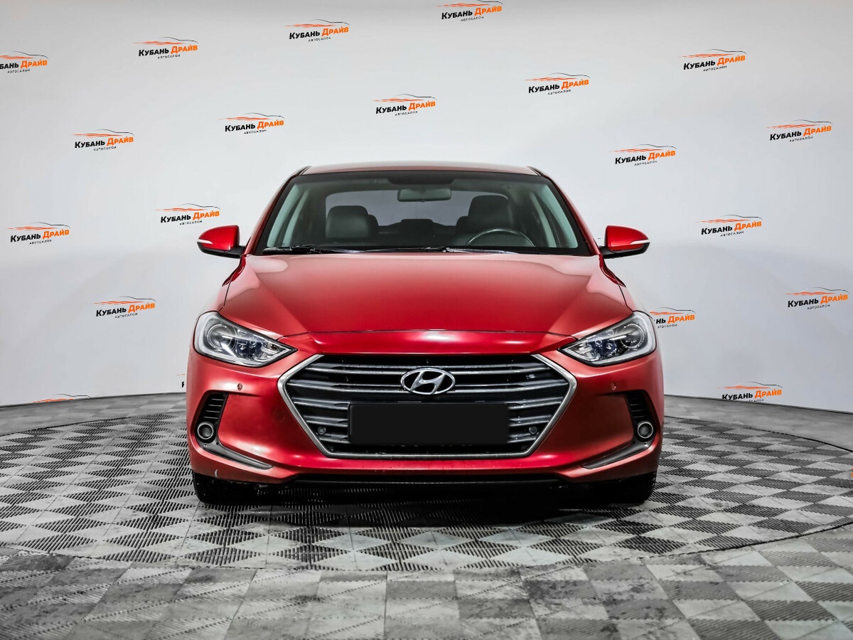 Hyundai Elantra 2016 года с пробегом. Фото: #1