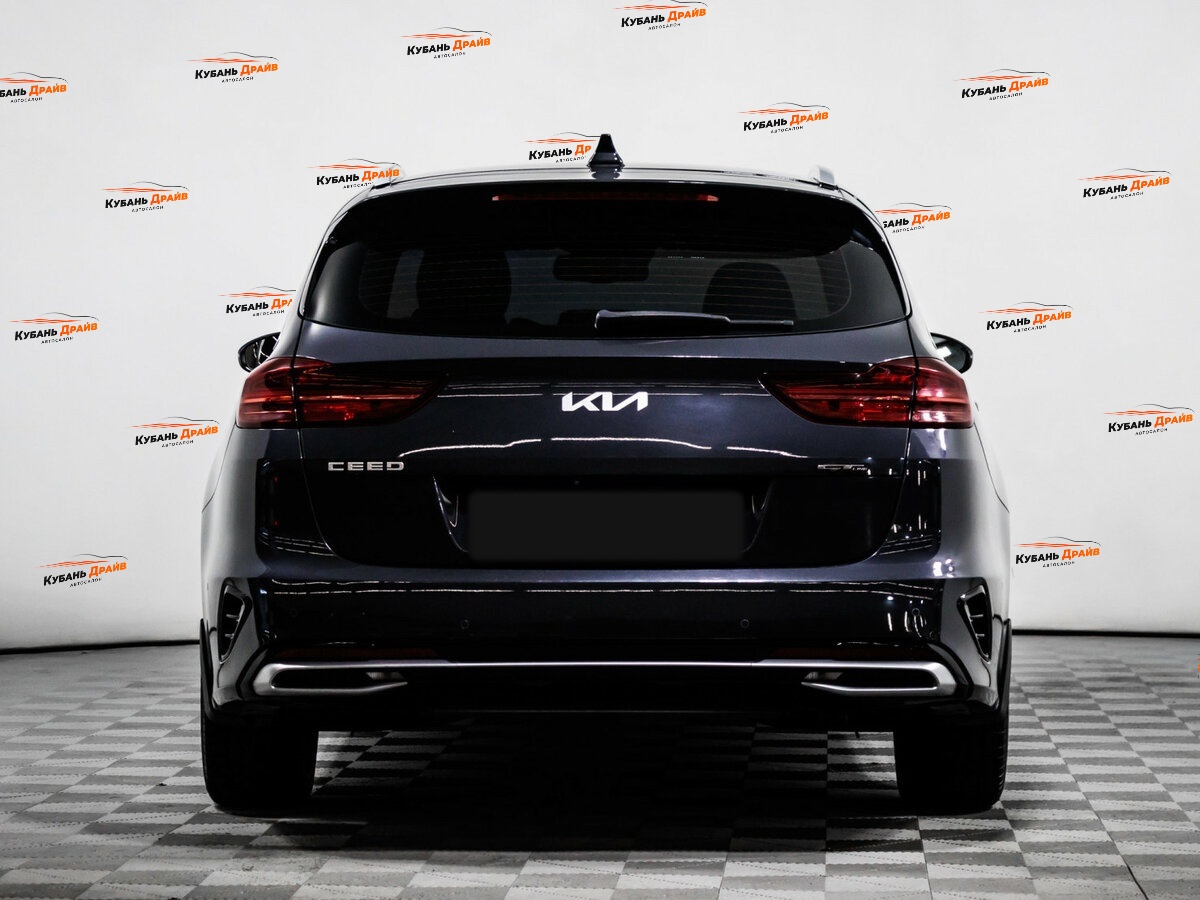 Kia Ceed 2021 года с пробегом. Фото: #5