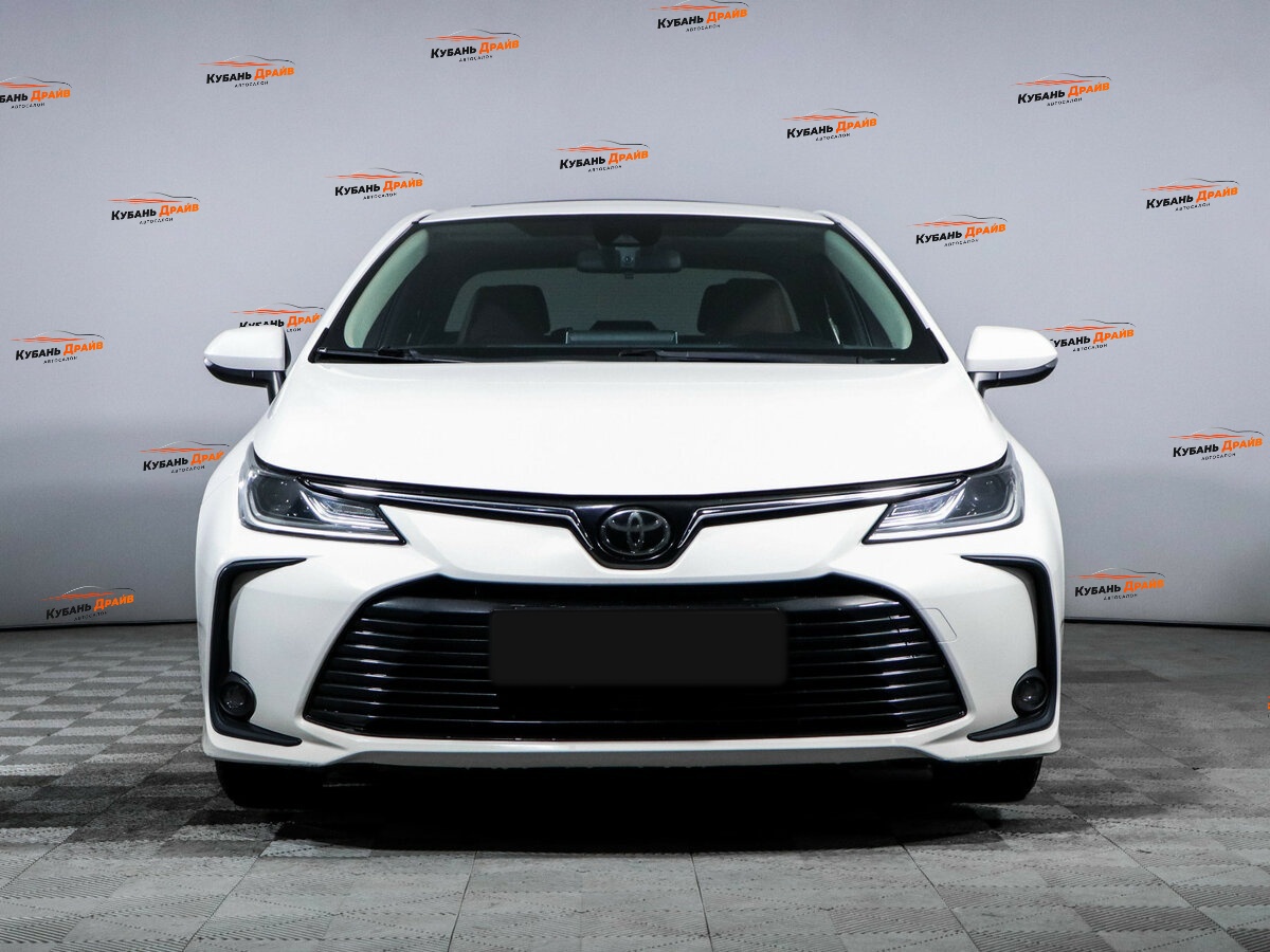 Toyota Corolla 2021 года с пробегом. Фото: #1