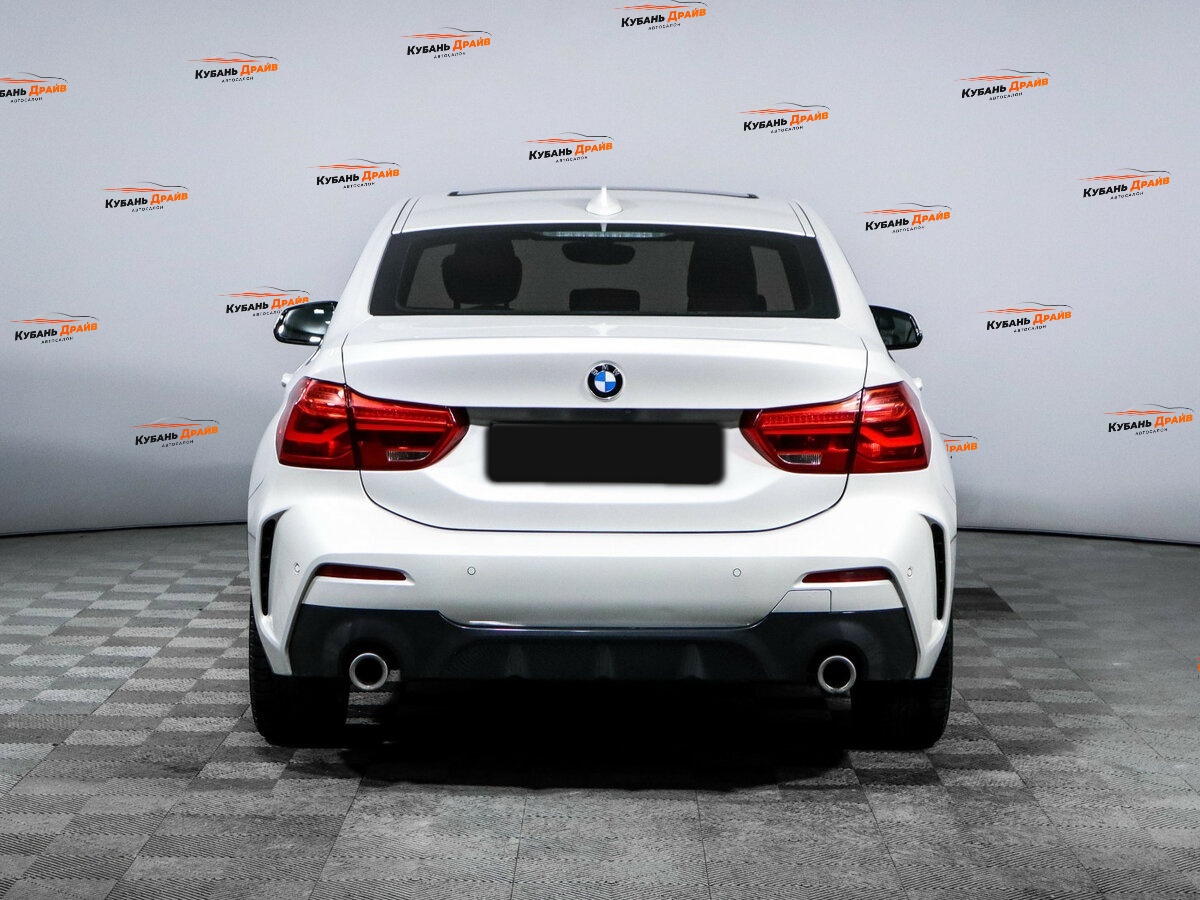 BMW 1 серии 2020 года с пробегом. Фото: #4