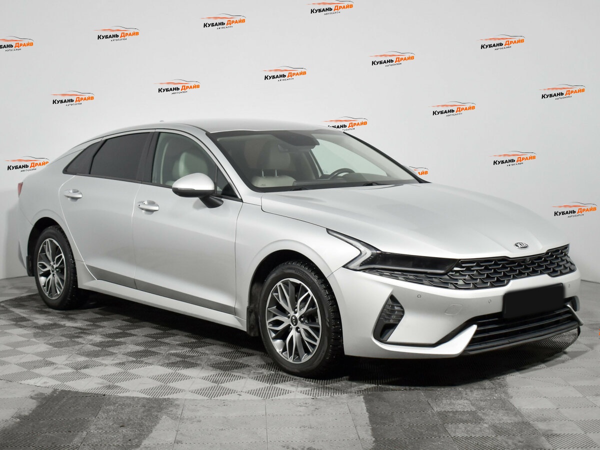 Kia K5 2021 года с пробегом. Фото: #2