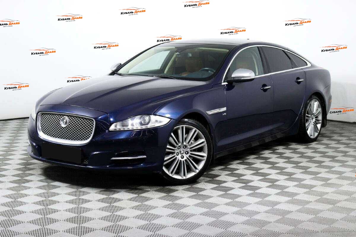 Jaguar XJ