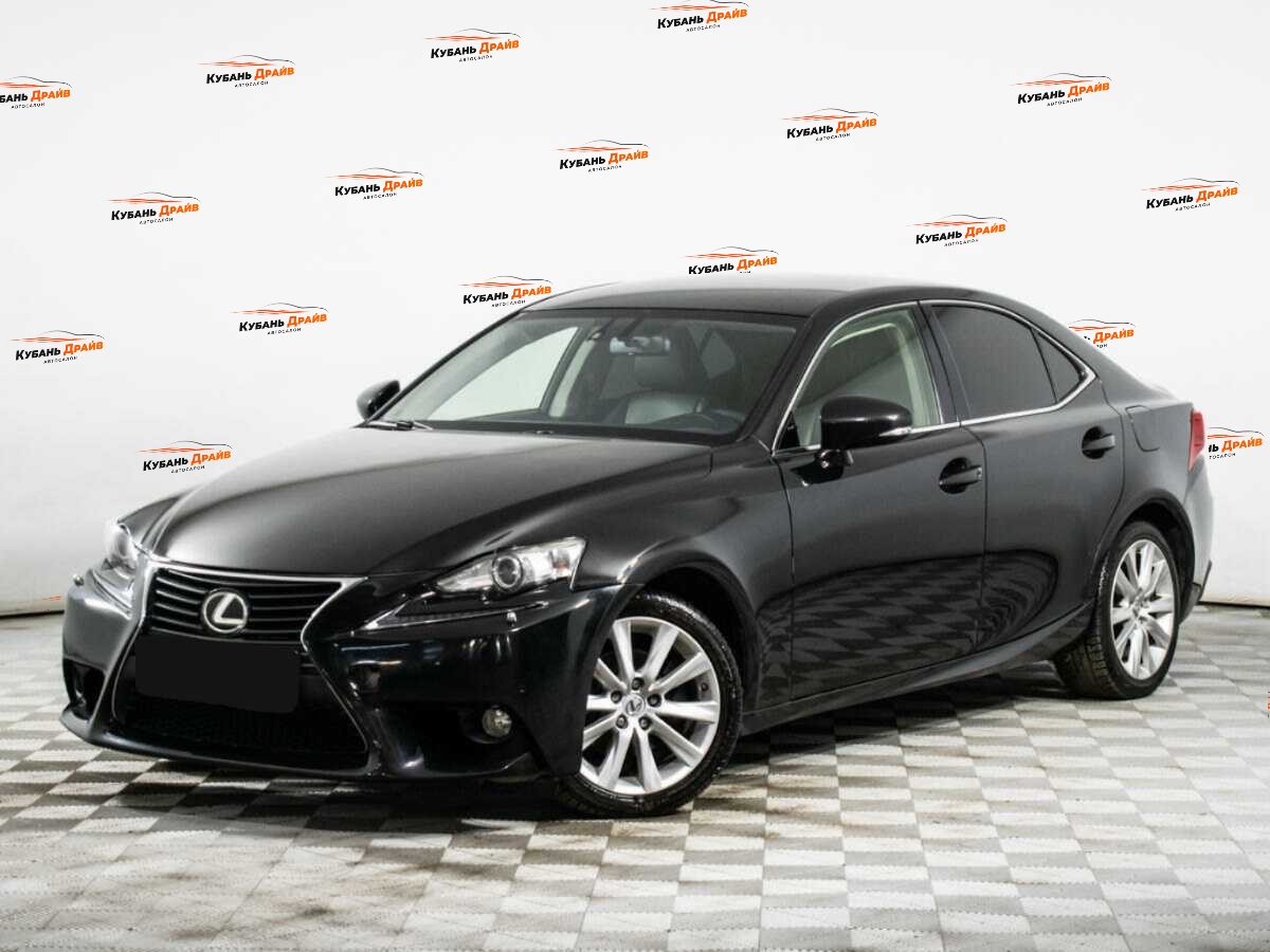 Lexus IS