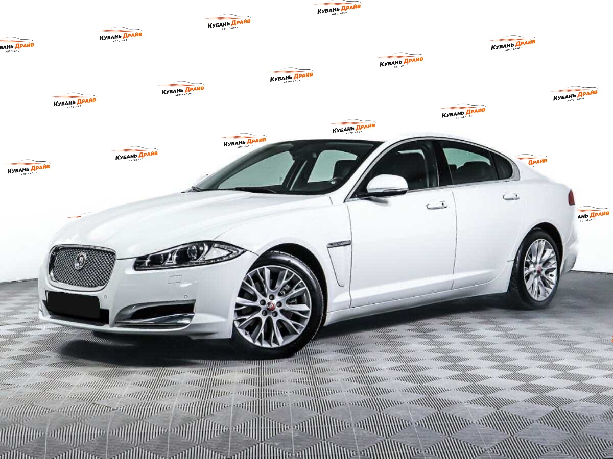 Jaguar XF