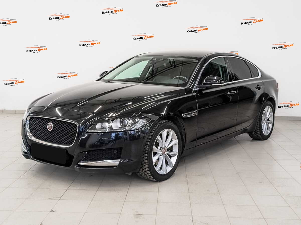 Jaguar XF