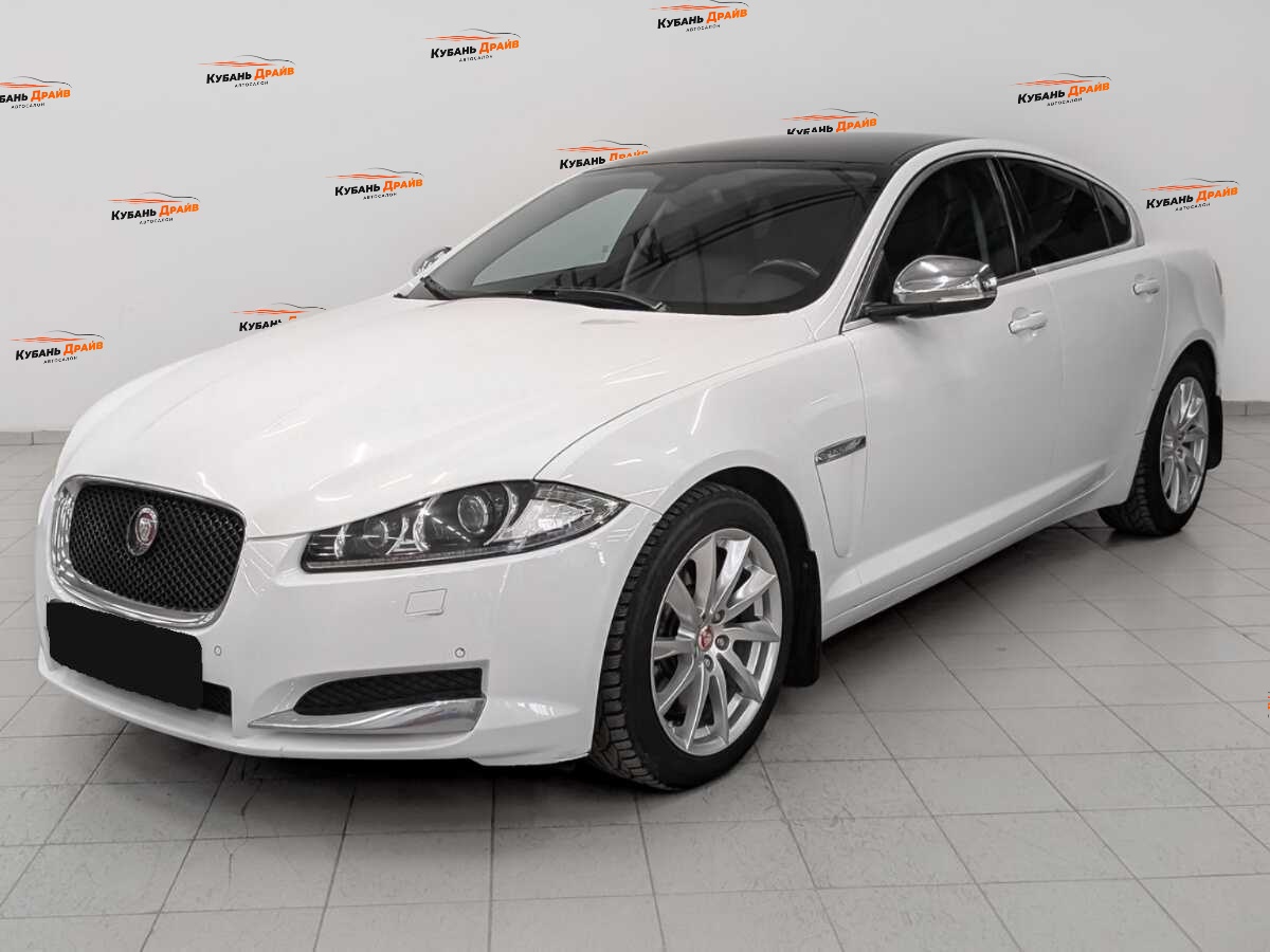 Jaguar XF