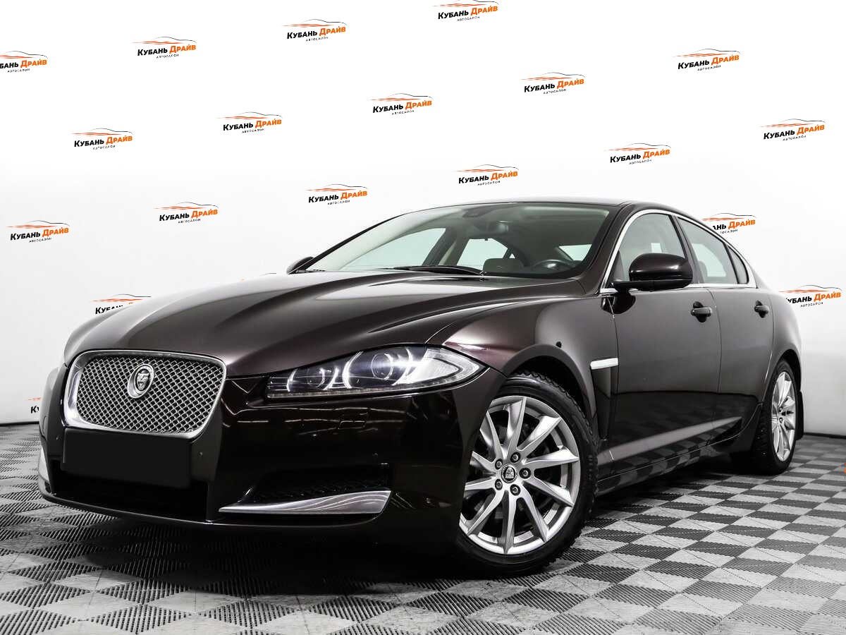 Jaguar XF