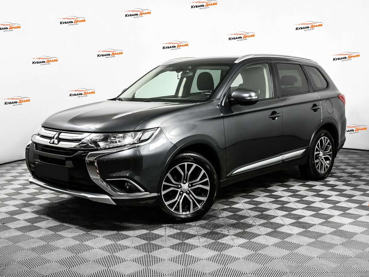 Mitsubishi Outlander 2018 года с пробегом. Фото: #0