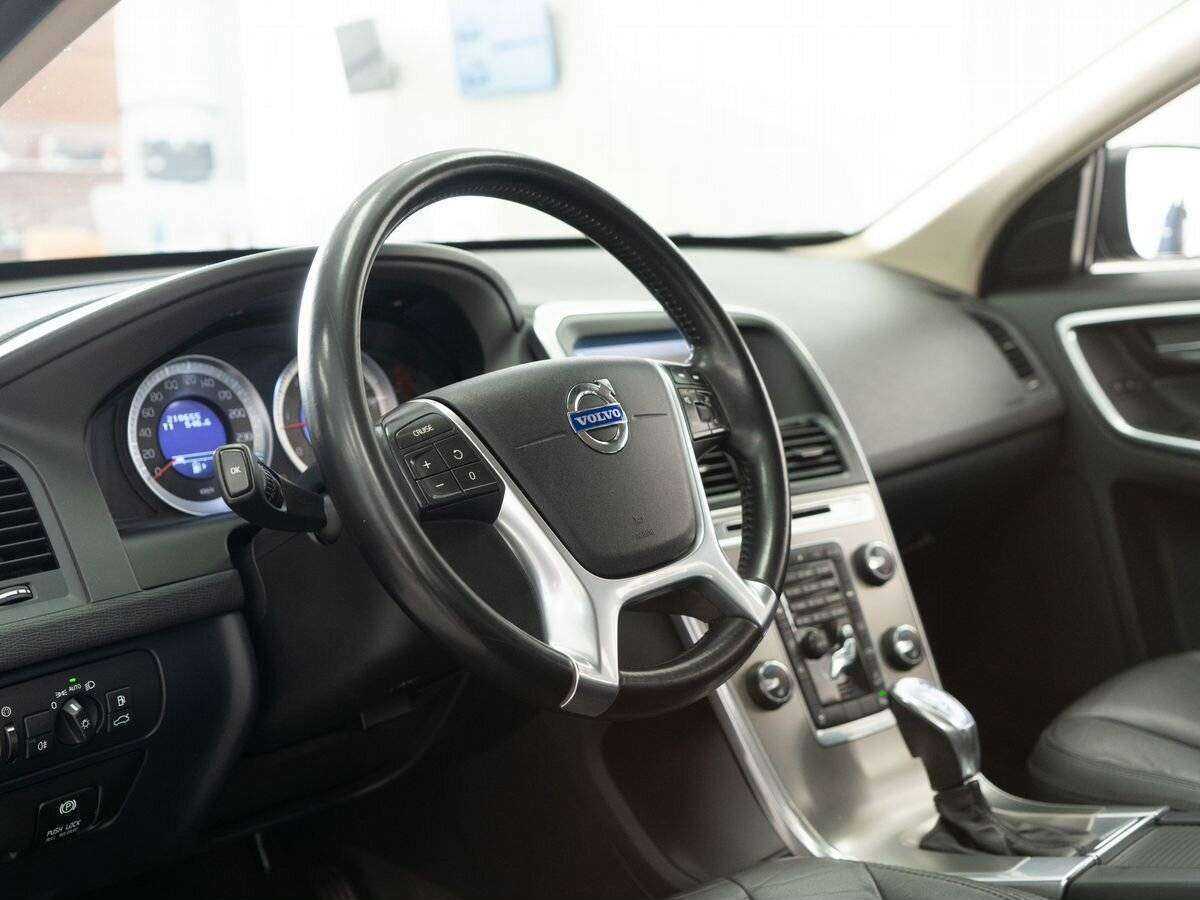 Volvo XC60 2012 года с пробегом. Фото: #4