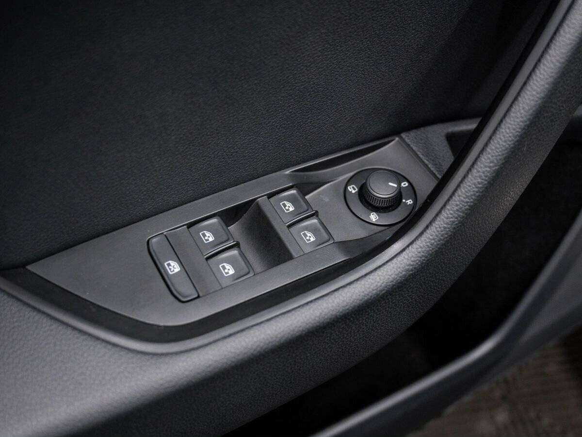 Skoda Superb 2017 года с пробегом. Фото: #15