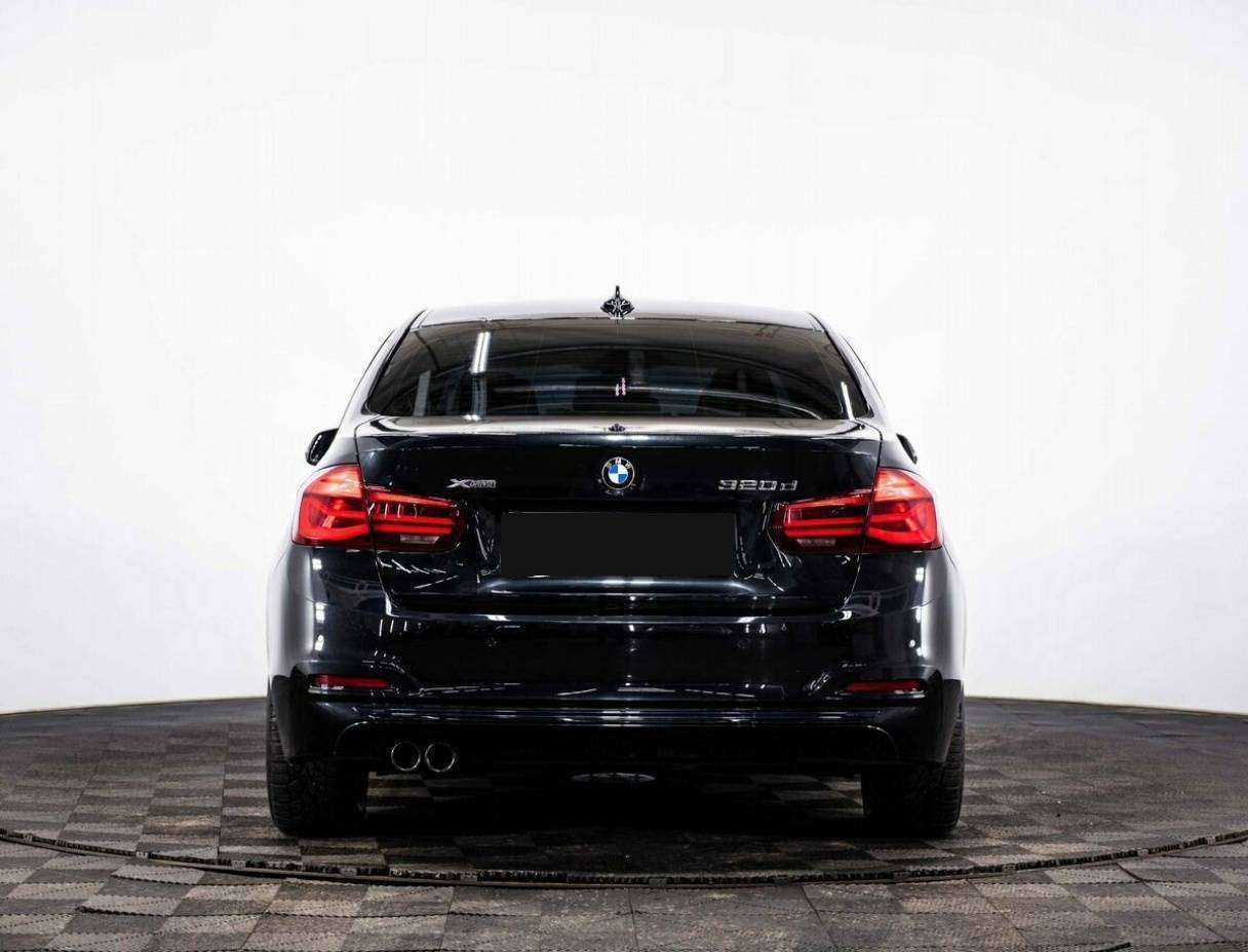 BMW 3 серии 2018 года с пробегом. Фото: #4