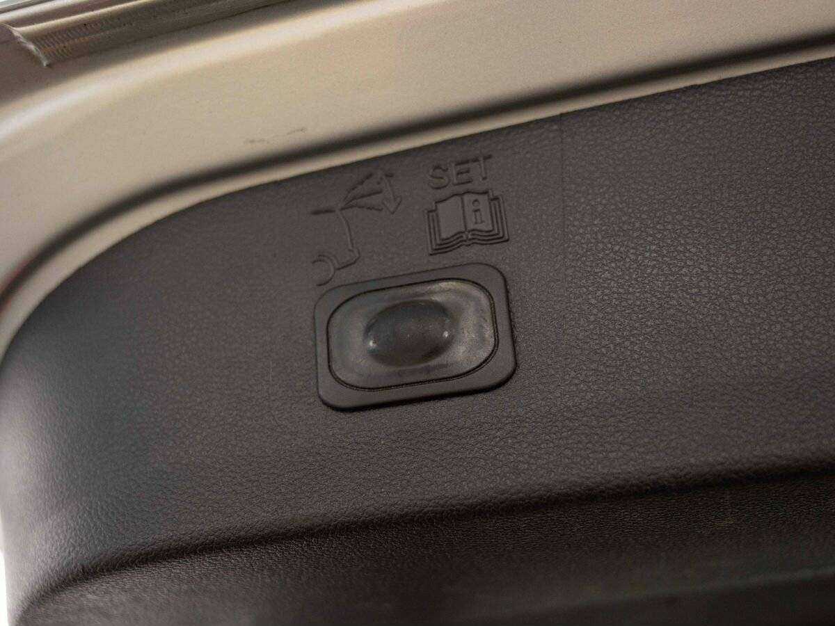 Ford Kuga 2014 года с пробегом. Фото: #23