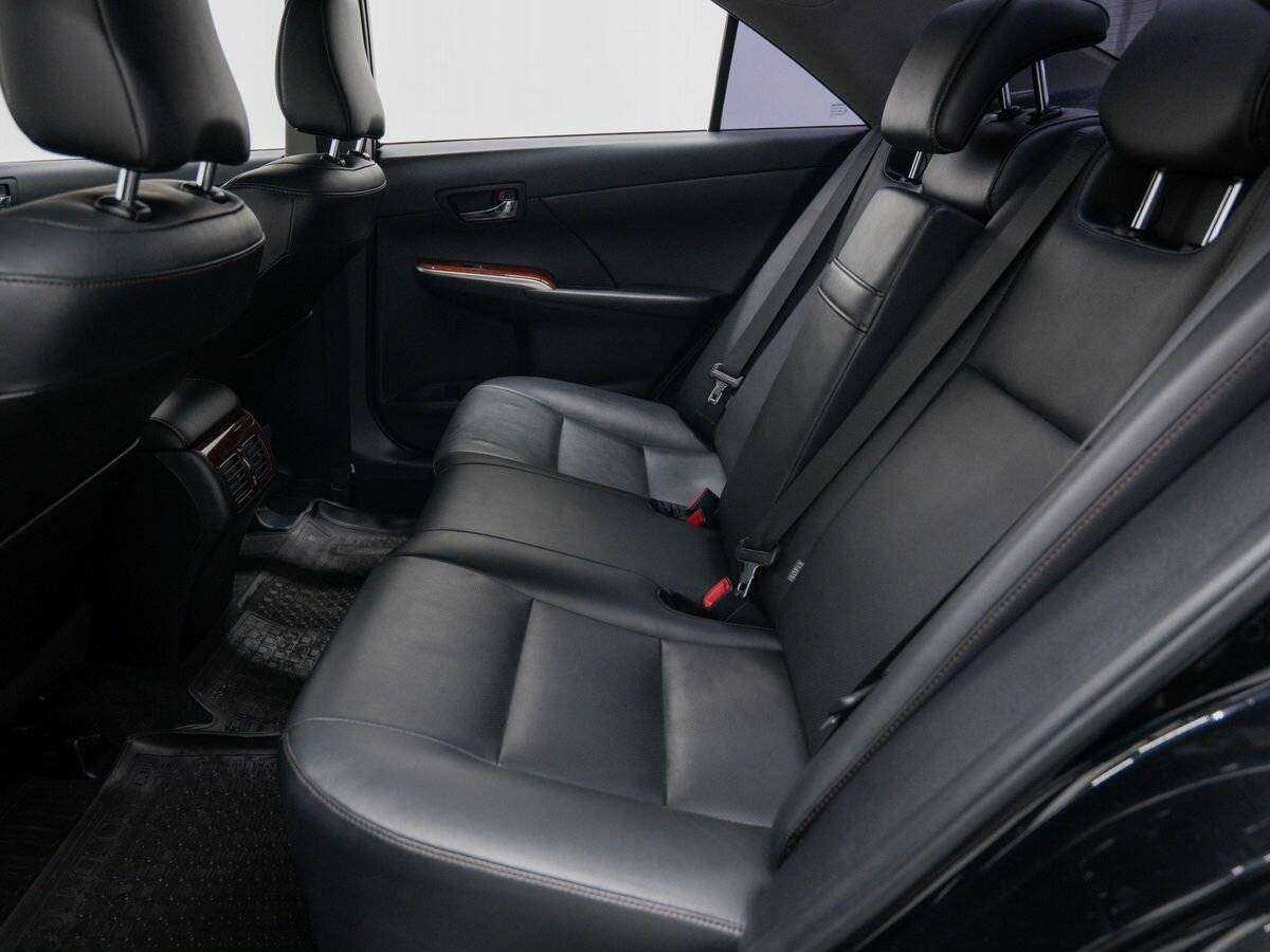 Toyota Camry 2014 года с пробегом. Фото: #12