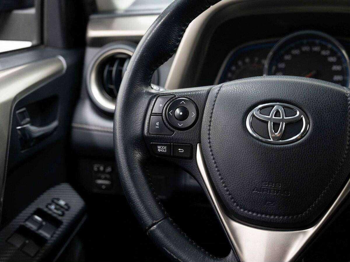 Toyota RAV4 2014 года с пробегом. Фото: #14