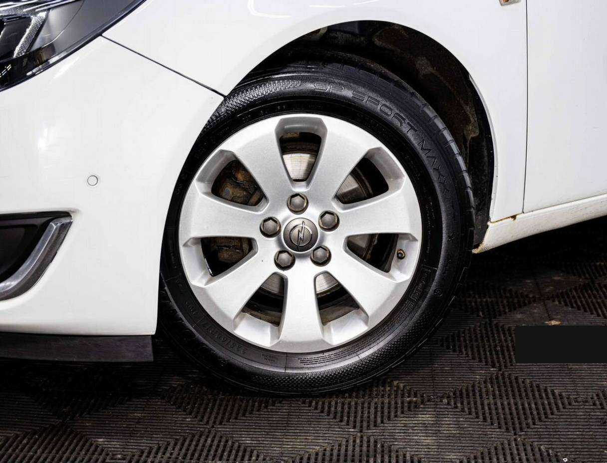 Opel Insignia 2013 года с пробегом. Фото: #8