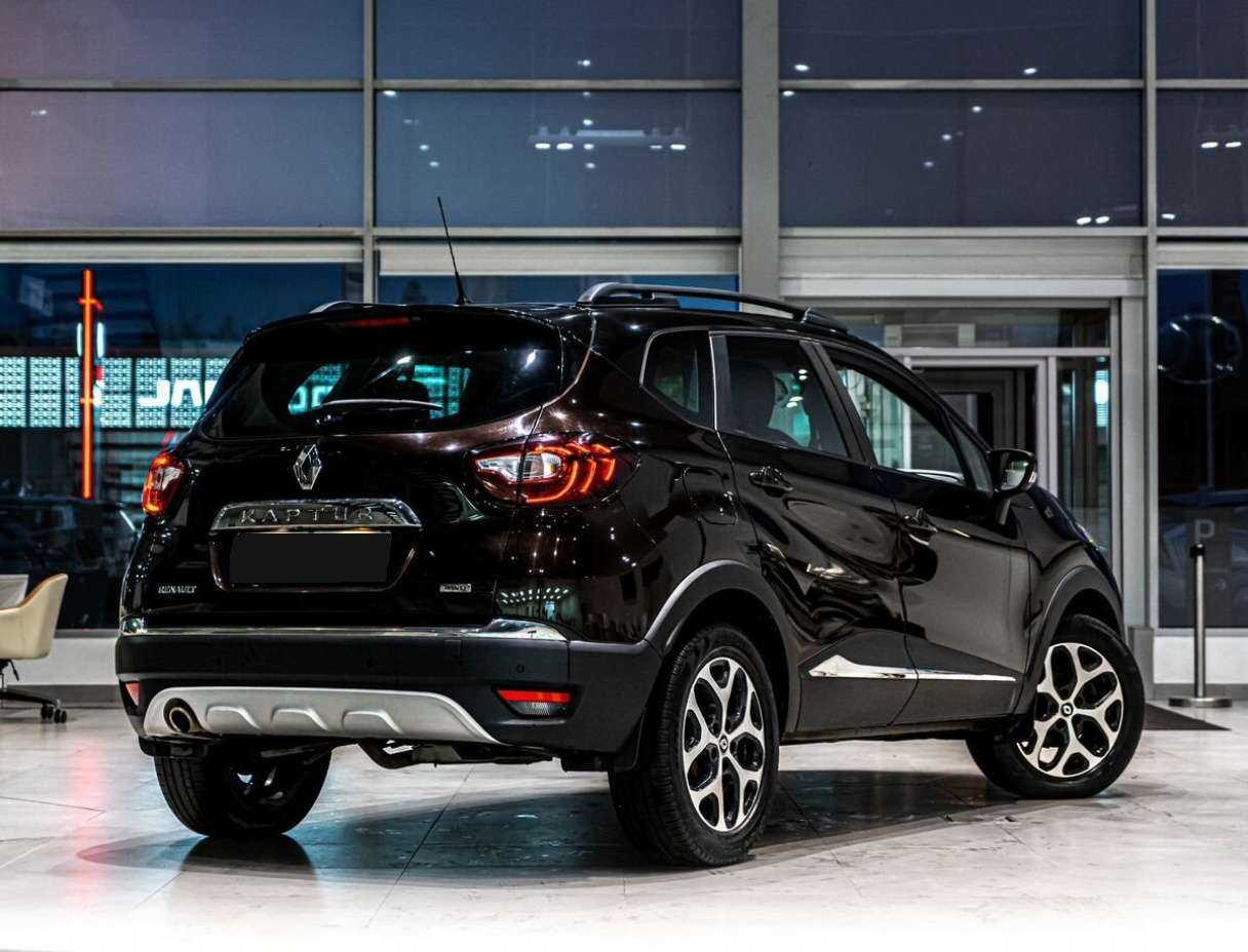 Renault Kaptur 2017 года с пробегом. Фото: #2