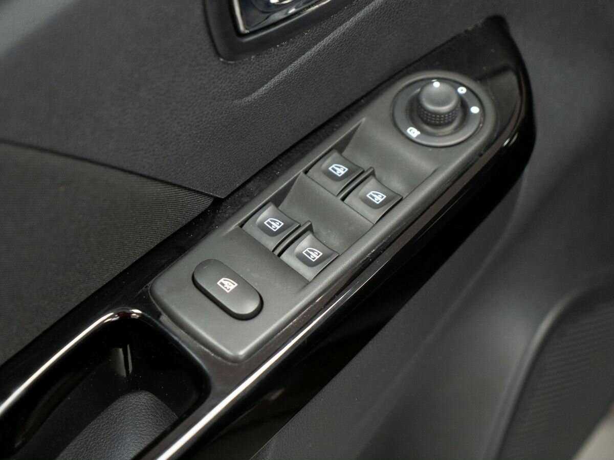 Renault Kaptur 2017 года с пробегом. Фото: #12