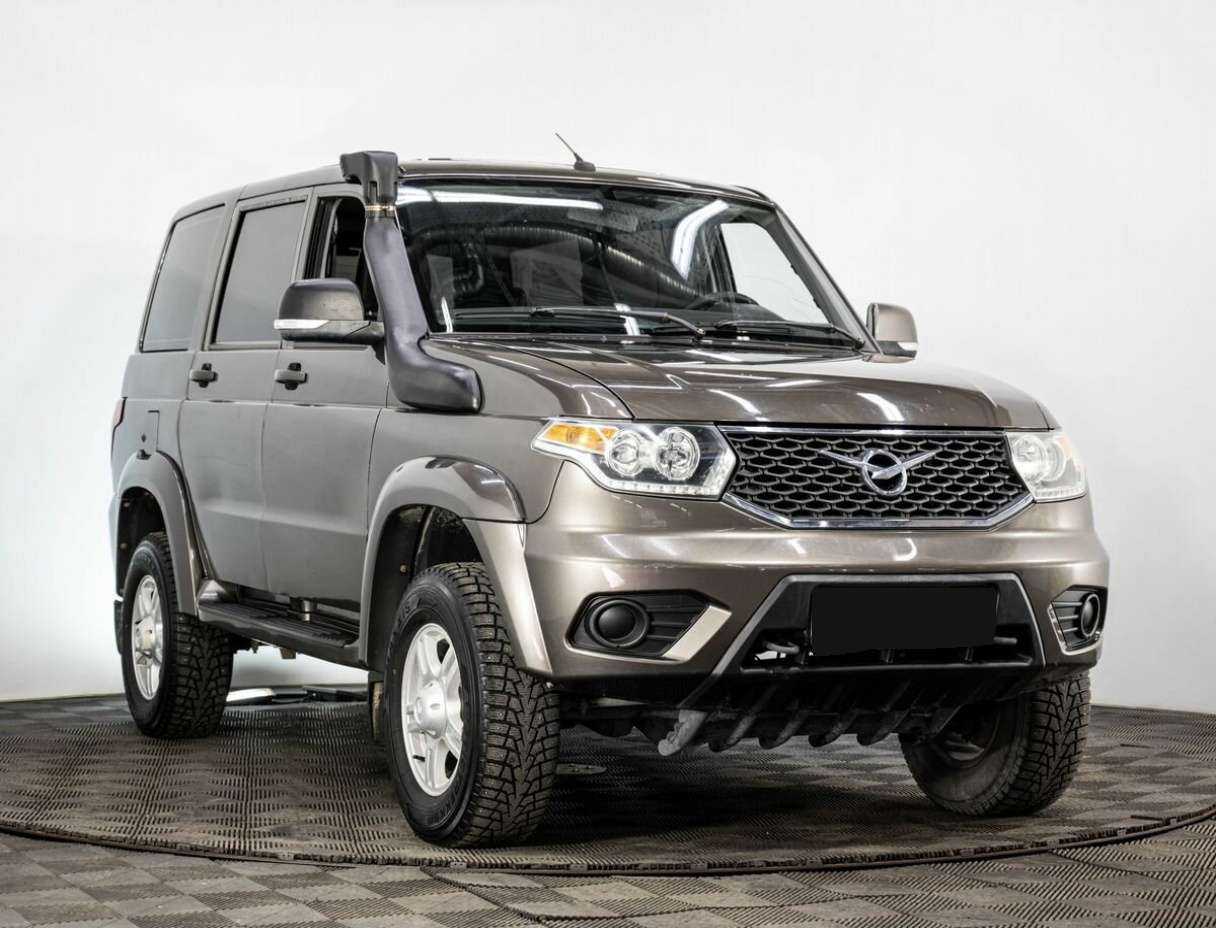 УАЗ Patriot 2017 года с пробегом. Фото: #2