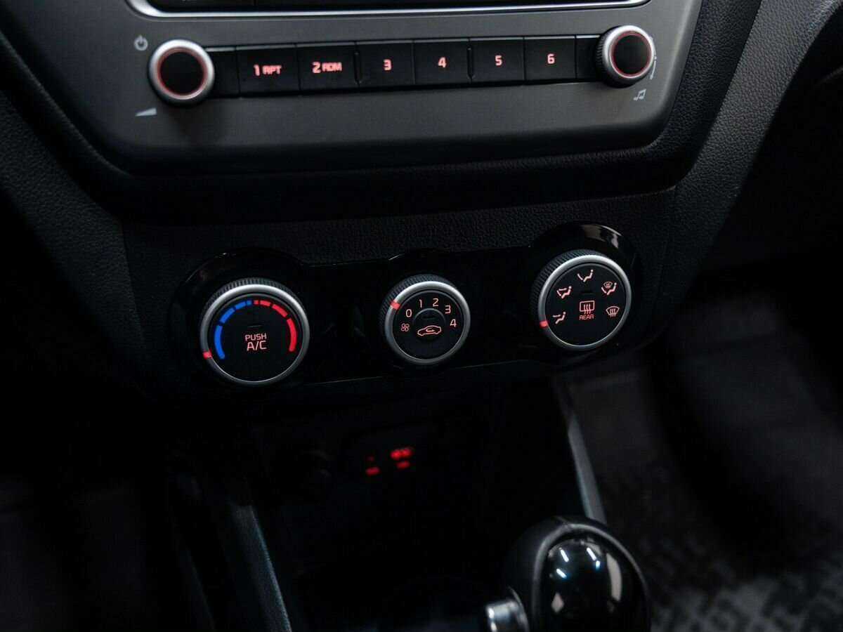 Kia Rio 2015 года с пробегом. Фото: #24