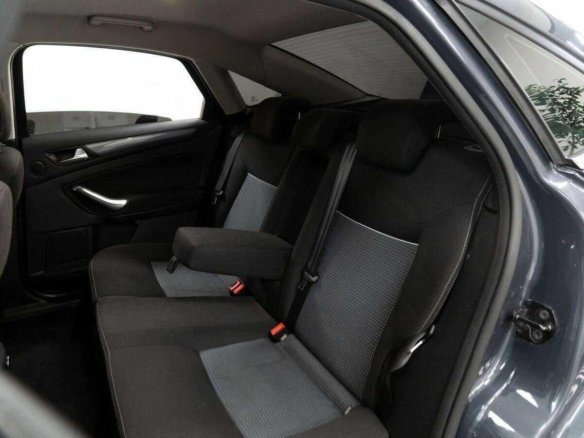 Ford Mondeo 2012 года с пробегом. Фото: #5