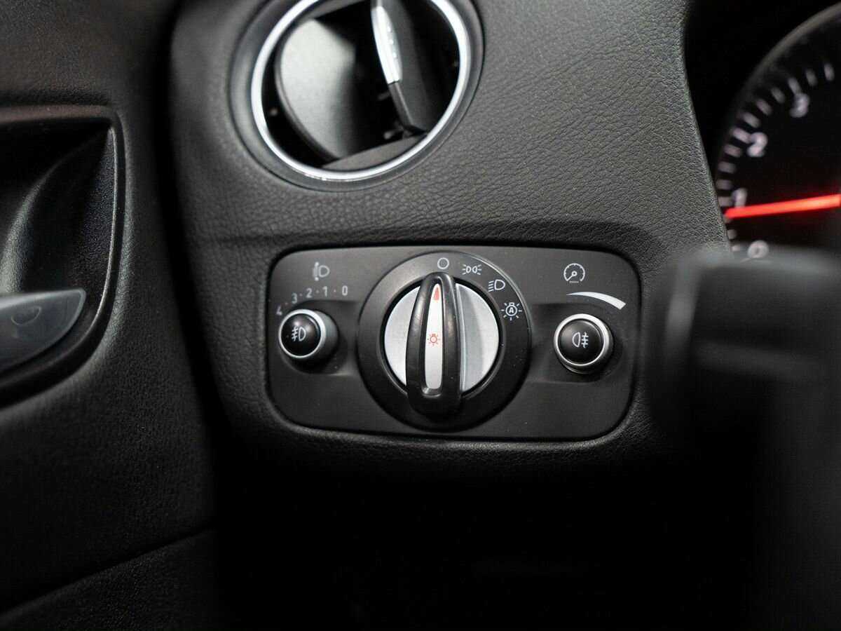 Ford Mondeo 2012 года с пробегом. Фото: #12