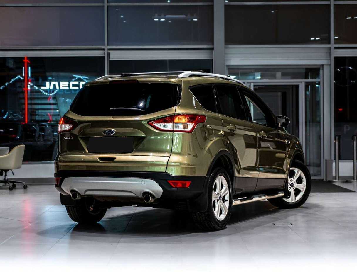 Ford Kuga 2014 года с пробегом. Фото: #2