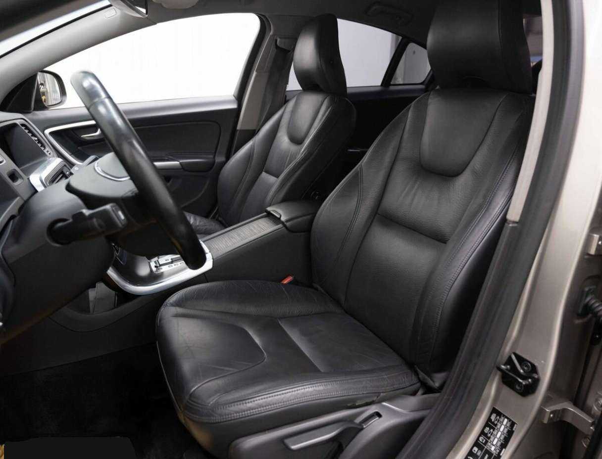 Volvo S60 2012 года с пробегом. Фото: #7