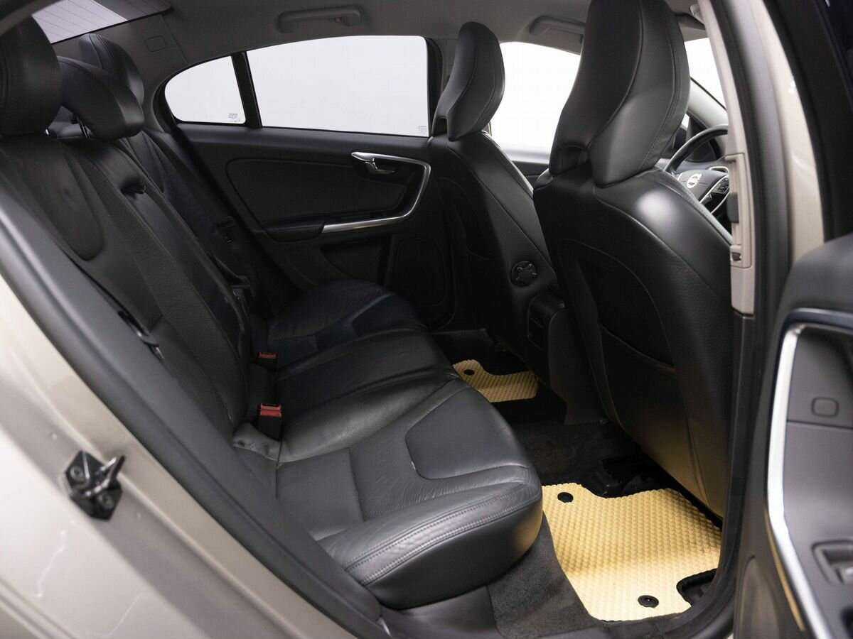 Volvo S60 2012 года с пробегом. Фото: #9