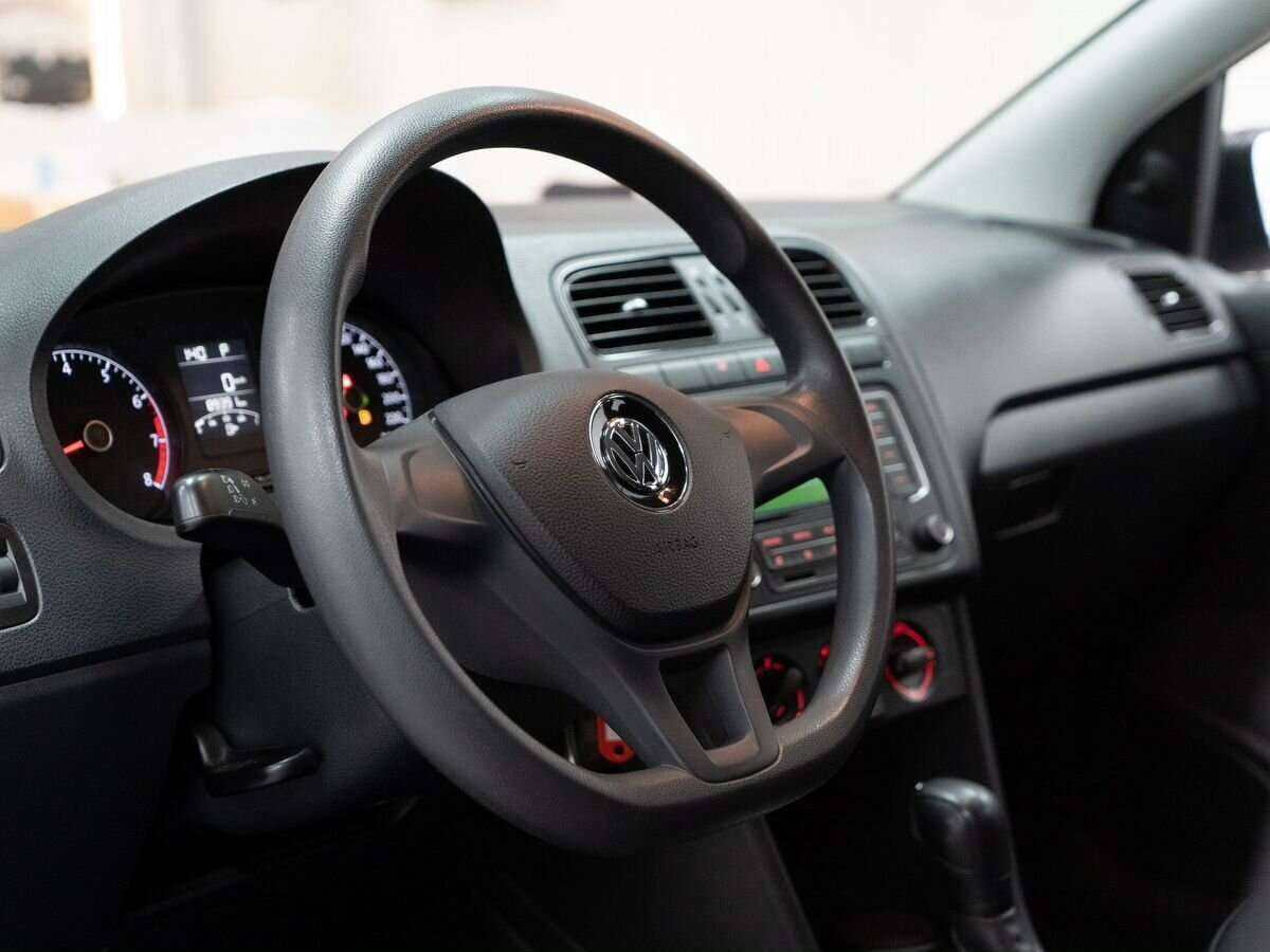 Volkswagen Polo 2017 года с пробегом. Фото: #4